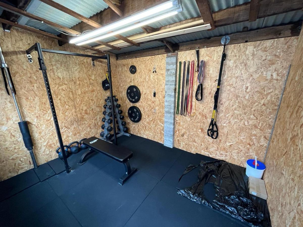 Access To Private Gym Room, 3 Bedrooms, Close To The City Swansea Exteriör bild
